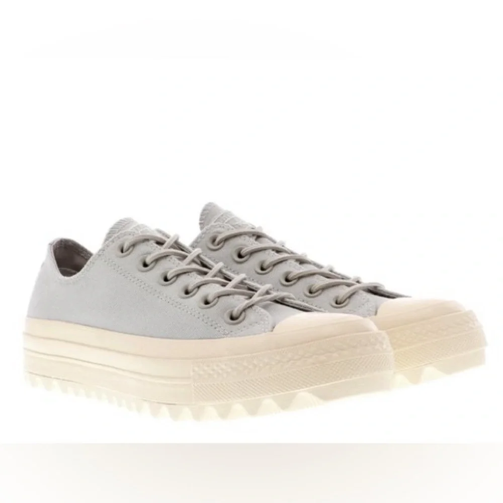 Converse Chuck Taylor All Stars Lift Ripple Canvas Pale Grey Women’s Size 10
